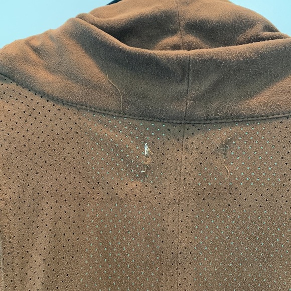 Democracy tasseled faux suede vest polyester and spandex light opening - Picture 5 of 9